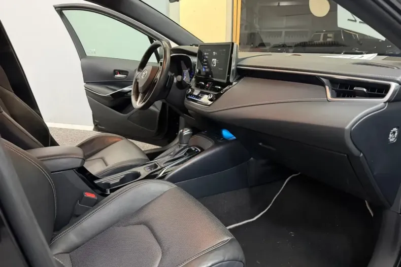 Toyota Corolla din 2022 cu 49.500 km - oferta TOY186493 - foto 14