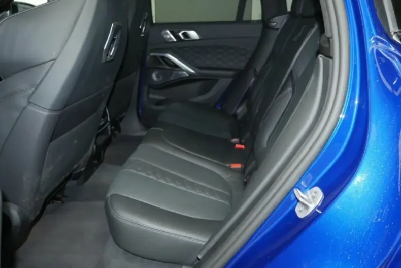 BMW X6 M (Seria X) din 2025 cu 15.300 km - oferta BMW186494 - foto 12