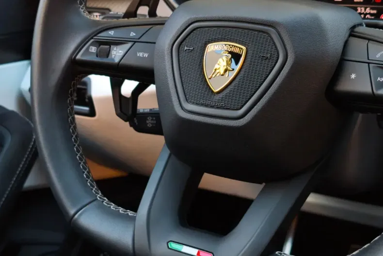 Lamborghini Urus din 2025 cu 11.830 km - oferta LAM186497 - foto 21