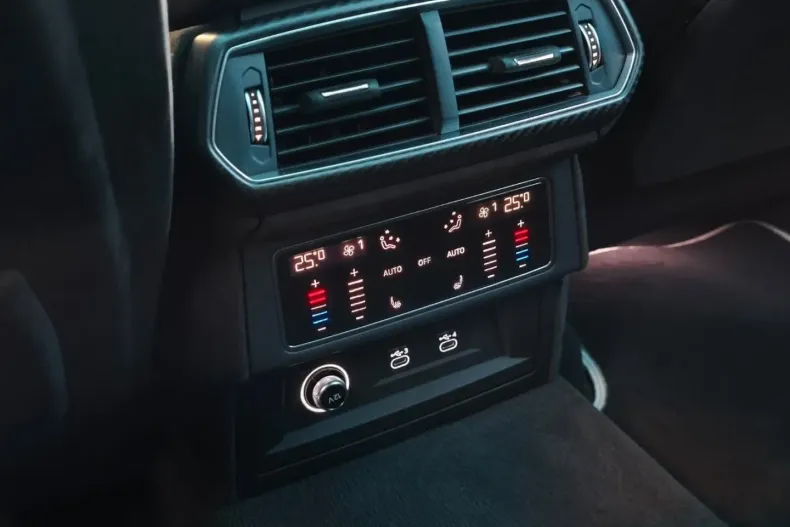 Lamborghini Urus din 2025 cu 11.830 km - oferta LAM186497 - foto 35