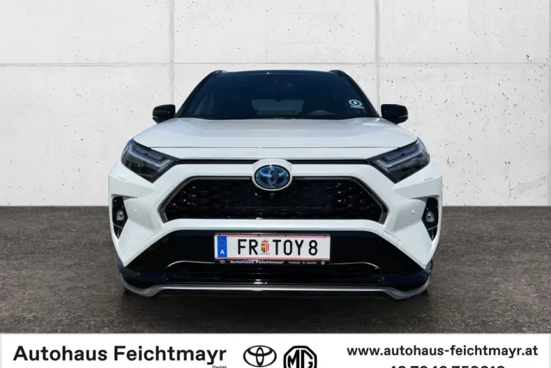 Toyota RAV4 din 2025 cu 6.800 km - oferta TOY186502 - foto 2