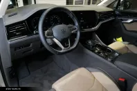 Volkswagen Touareg din 2025 cu 16.333 km - oferta VOL186503 - foto 2