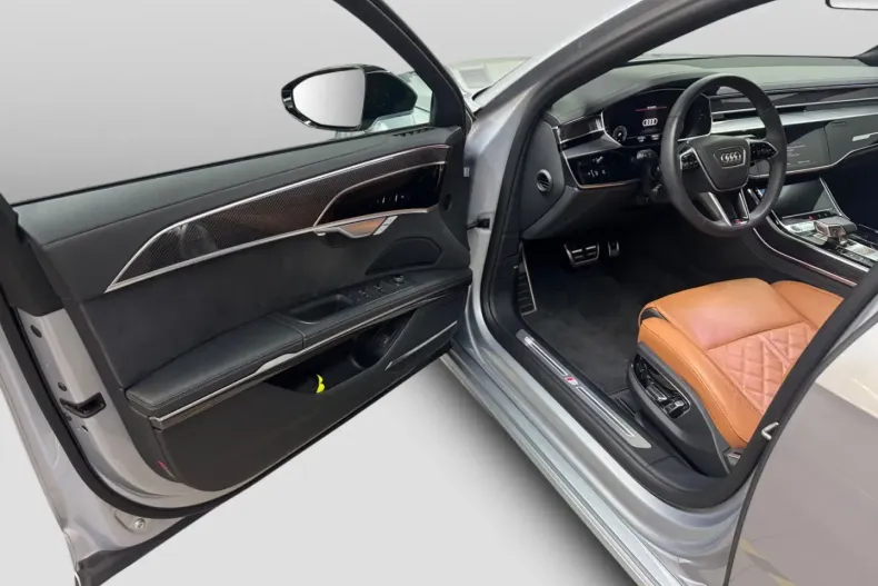 Audi A8 din 2023 cu 21.300 km - oferta AUD186507 - foto 12