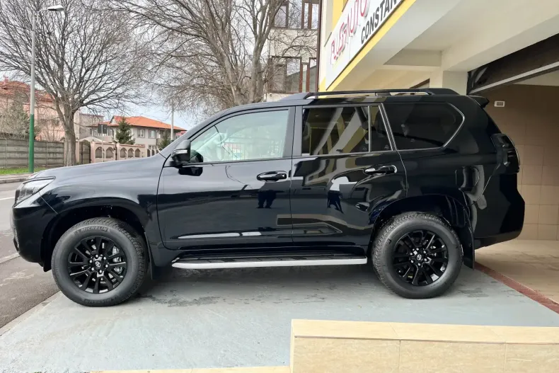 Toyota Land Cruiser din 2023 cu 69.000 km - oferta TOY186509 - foto 2
