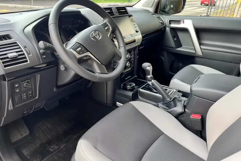 Toyota Land Cruiser din 2023 cu 69.000 km - oferta TOY186509 - foto 9