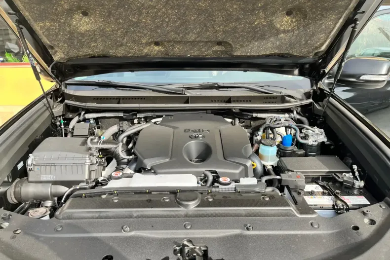 Toyota Land Cruiser din 2023 cu 69.000 km - oferta TOY186509 - foto 11