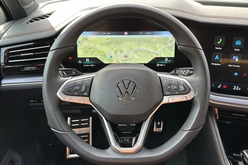 Volkswagen Touareg din 2024 cu 32.366 km - oferta VOL186514 - foto 6