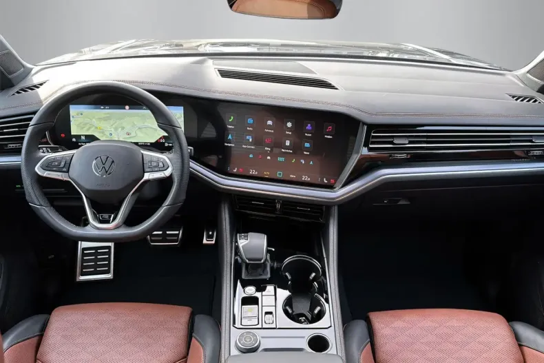 Volkswagen Touareg din 2024 cu 32.366 km - oferta VOL186514 - foto 8