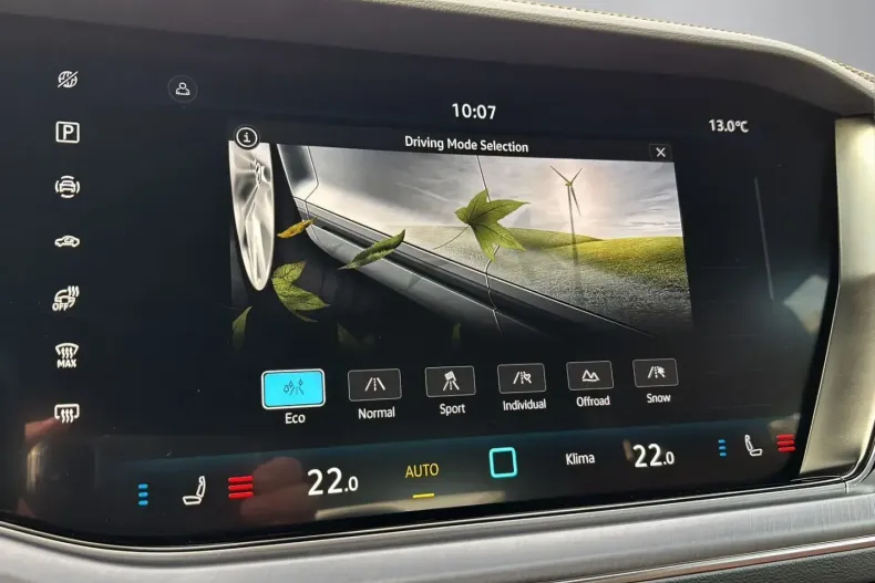 Volkswagen Touareg din 2024 cu 32.366 km - oferta VOL186514 - foto 16