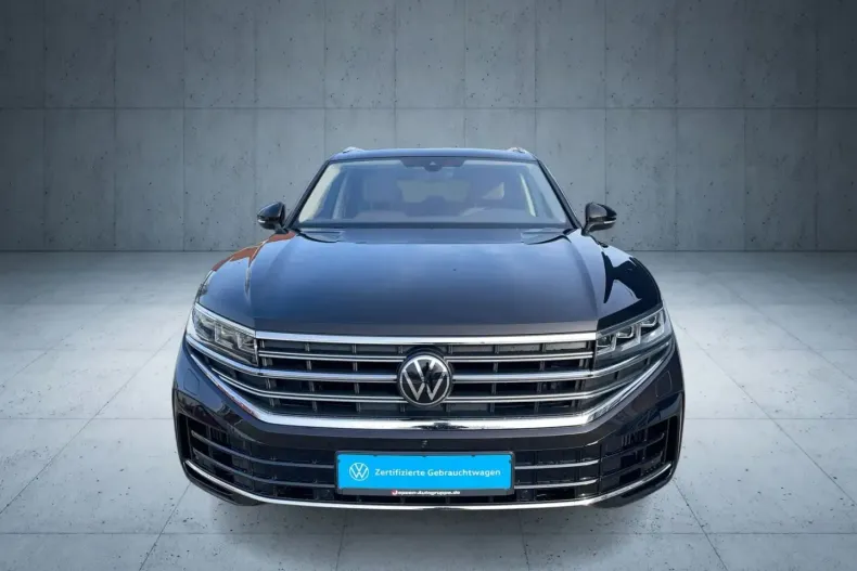 Volkswagen Touareg din 2025 cu 13.936 km - oferta VOL186516 - foto 8