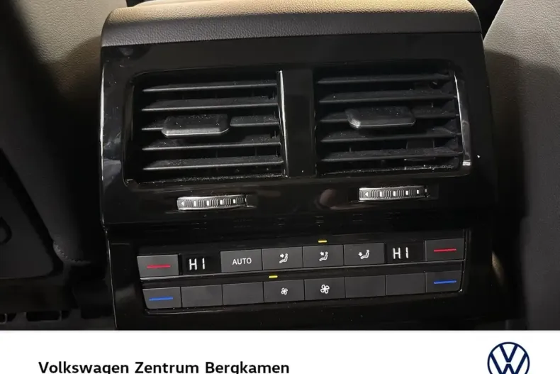 Volkswagen Touareg din 2025 cu 18.869 km - oferta VOL186517 - foto 9