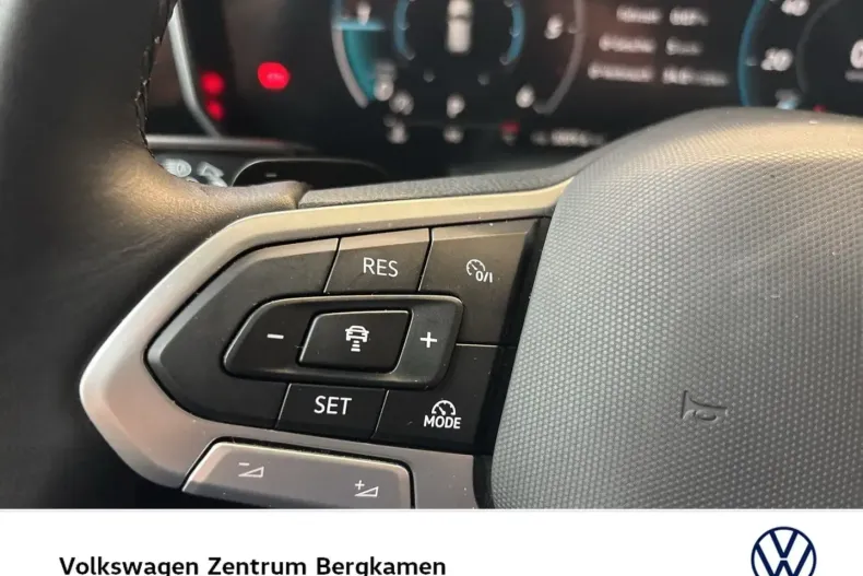 Volkswagen Touareg din 2025 cu 18.869 km - oferta VOL186517 - foto 13