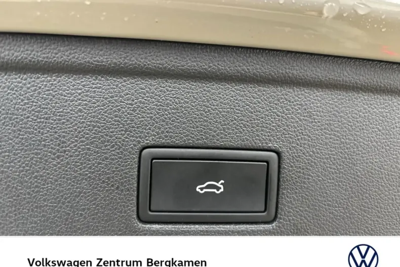 Volkswagen Touareg din 2025 cu 18.869 km - oferta VOL186517 - foto 17