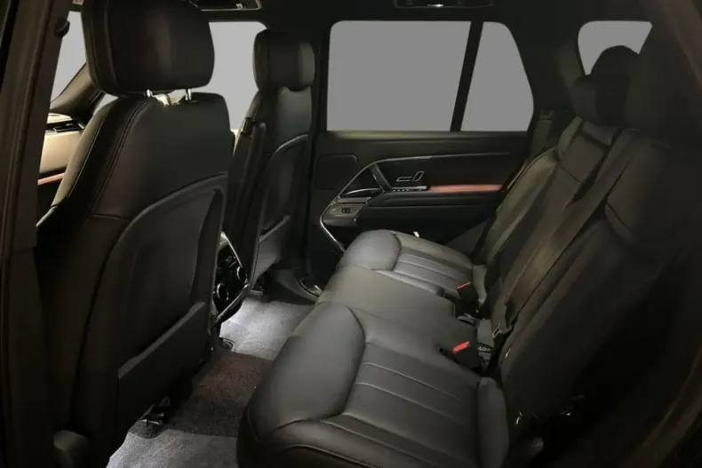 Land Rover Range Rover din 2025 cu 22.618 km - oferta LAN186520 - foto 5