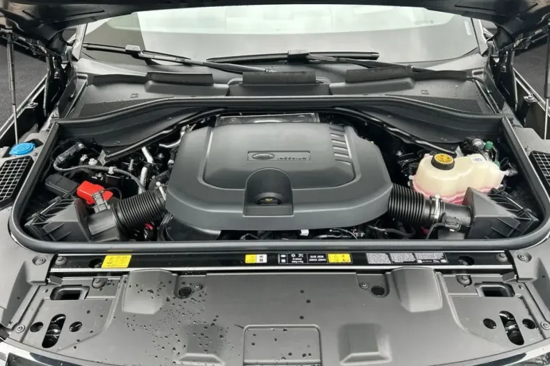 Land Rover Range Rover din 2025 cu 22.618 km - oferta LAN186520 - foto 10