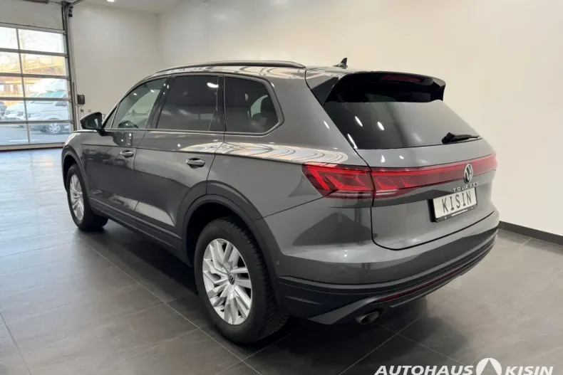 Volkswagen Touareg din 2025 cu 23.638 km - oferta VOL186522 - foto 3