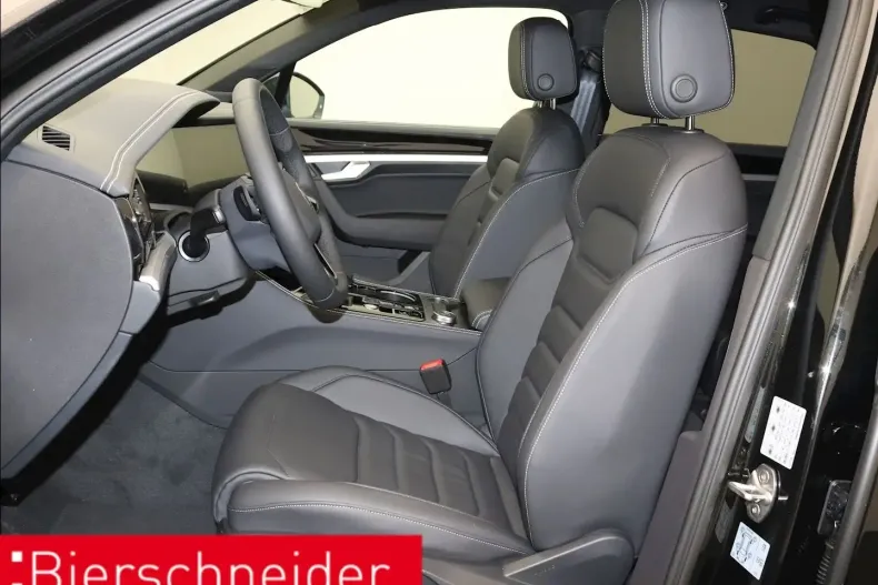 Volkswagen Touareg din 2024 cu 28.000 km - oferta VOL186526 - foto 8