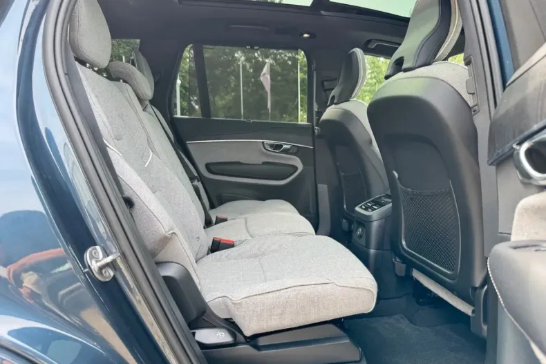 Volvo XC90 din 2022 cu 46.200 km - oferta VOL186529 - foto 8