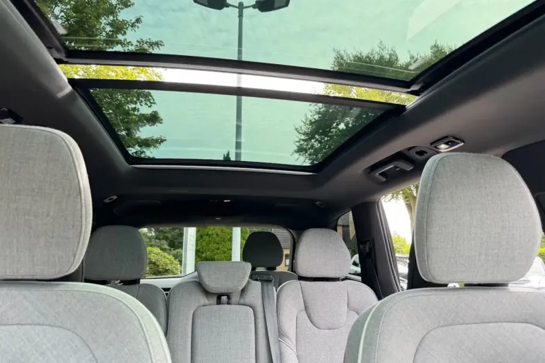 Volvo XC90 din 2022 cu 46.200 km - oferta VOL186529 - foto 13