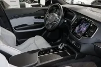 Volvo XC90 din 2022 cu 30.586 km - oferta VOL186530 - foto 3