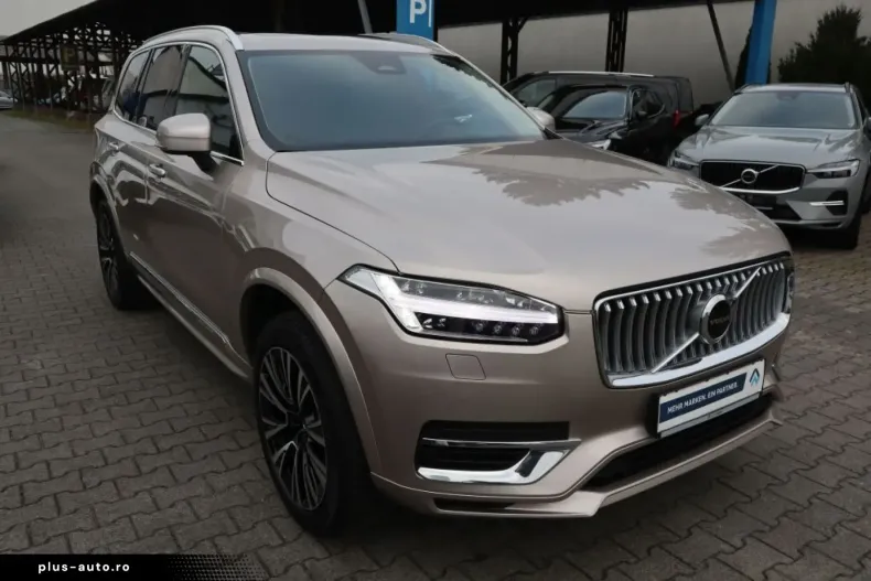 Volvo XC90 din 2022 cu 49.411 km - oferta VOL186532 - foto 3