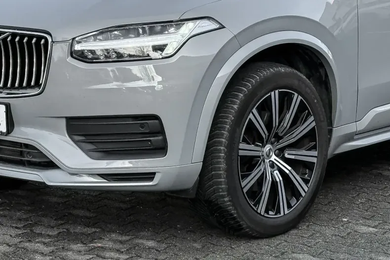 Volvo XC90 din 2024 cu 30.041 km - oferta VOL186534 - foto 3