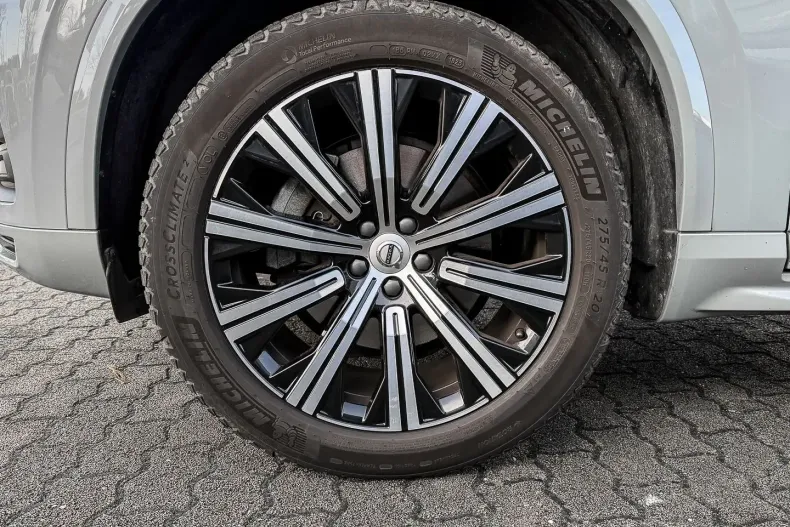 Volvo XC90 din 2024 cu 30.041 km - oferta VOL186534 - foto 4