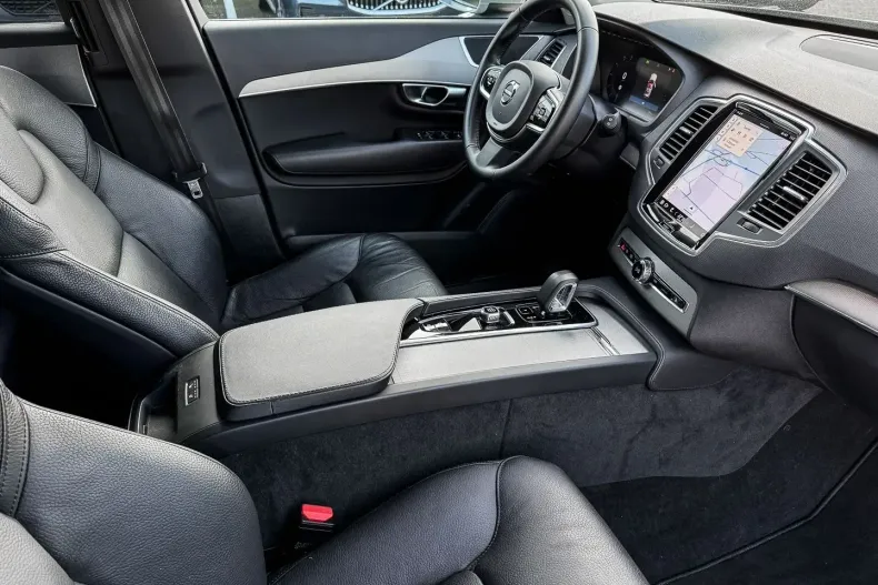 Volvo XC90 din 2024 cu 30.041 km - oferta VOL186534 - foto 5