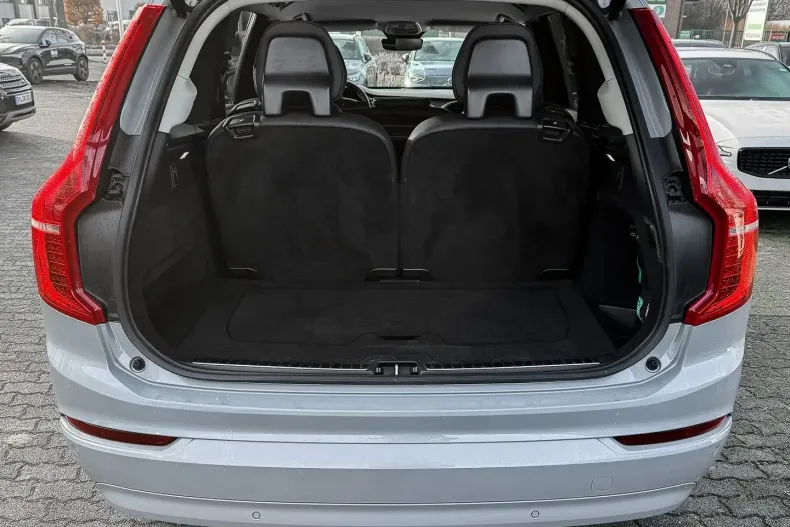 Volvo XC90 din 2024 cu 30.041 km - oferta VOL186534 - foto 15