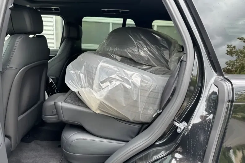 Land Rover Range Rover din 2024 cu 4.000 km - oferta LAN186535 - foto 8