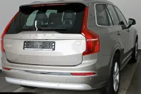 Volvo XC90 din 2022 cu 43.405 km - oferta VOL186536 - foto 3