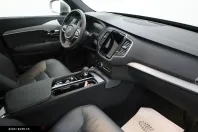Volvo XC90 din 2022 cu 43.405 km - oferta VOL186536 - foto 4