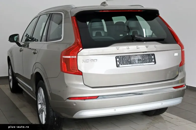 Volvo XC90 din 2022 cu 43.405 km - oferta VOL186536 - foto 8