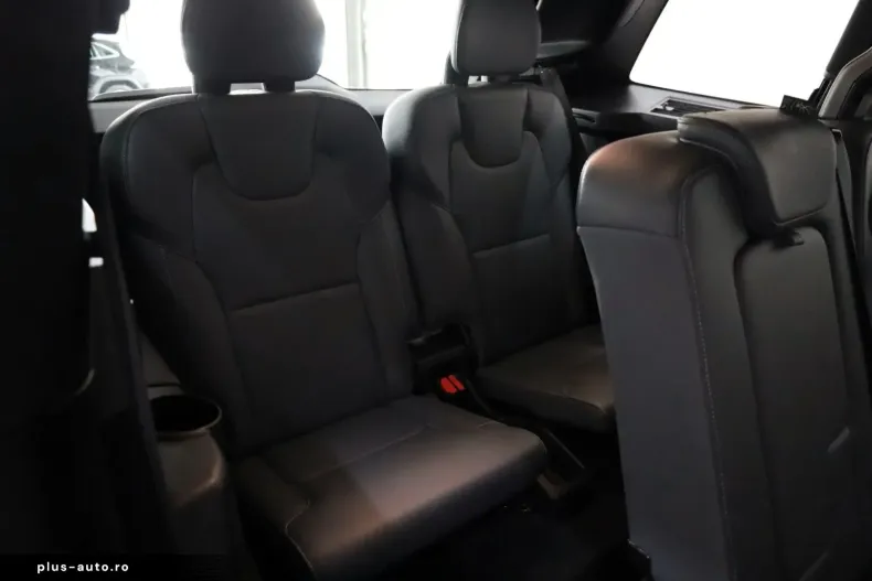 Volvo XC90 din 2022 cu 43.405 km - oferta VOL186536 - foto 23