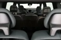 Volvo XC90 din 2022 cu 43.405 km - oferta VOL186536 - foto 24