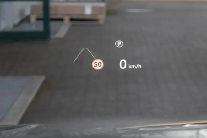 Land Rover Range Rover din 2025 cu 12.998 km - oferta LAN186537 - foto 21