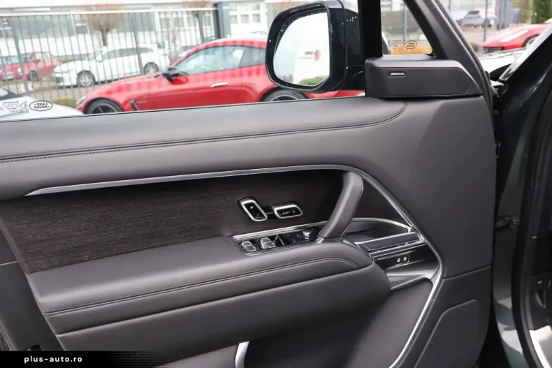 Land Rover Range Rover din 2023 cu 49.500 km - oferta LAN186538 - foto 9