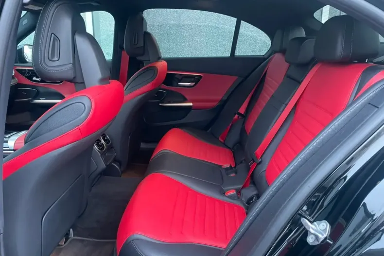 Mercedes-Benz C 43 AMG (Clasa C) din 2024 cu 9.211 km - oferta MER186540 - foto 7