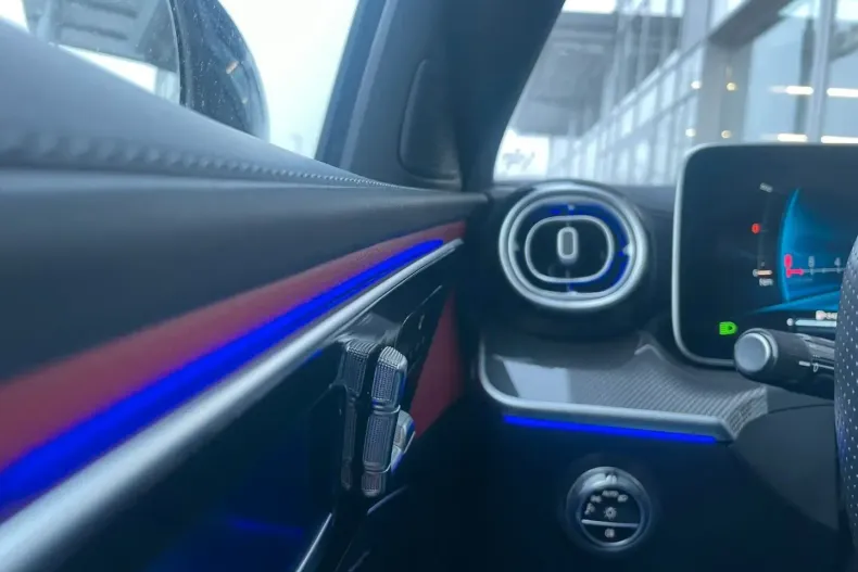 Mercedes-Benz C 43 AMG (Clasa C) din 2024 cu 9.211 km - oferta MER186540 - foto 16