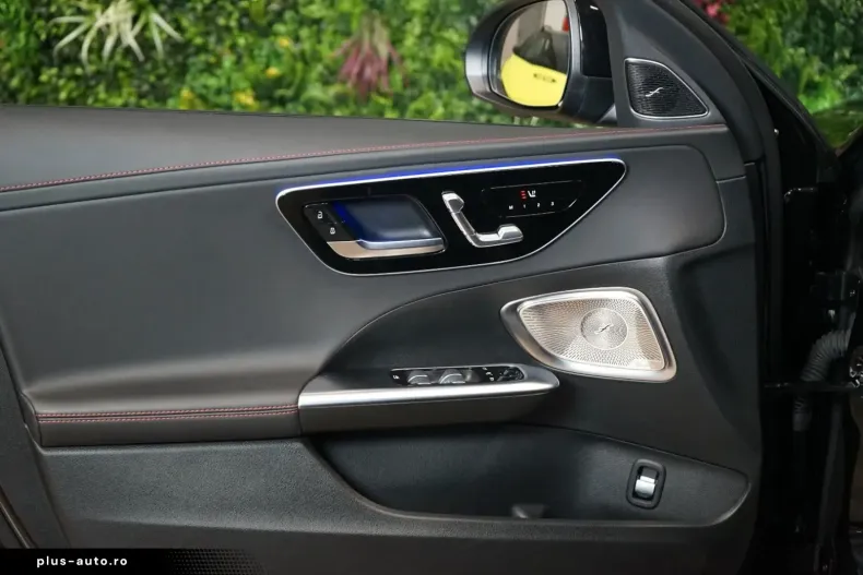 Mercedes-Benz C 43 AMG (Clasa C) din 2024 cu 11.095 km - oferta MER186541 - foto 11