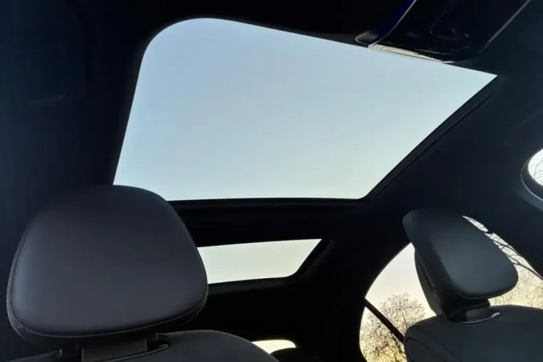 Mercedes-Benz C 400 (Clasa C) din 2024 cu 27.749 km - oferta MER186545 - foto 18