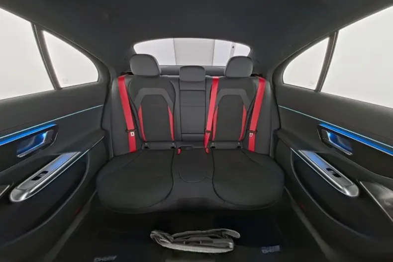 Mercedes-Benz E 53 AMG (Clasa E) din 2025 cu 21.400 km - oferta MER186548 - foto 7