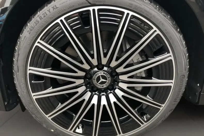 Mercedes-Benz E 220 (Clasa E) din 2025 cu 26.492 km - oferta MER186549 - foto 8