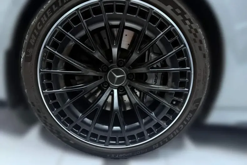 Mercedes-Benz E 53 AMG (Clasa E) din 2024 cu 21.000 km - oferta MER186550 - foto 21