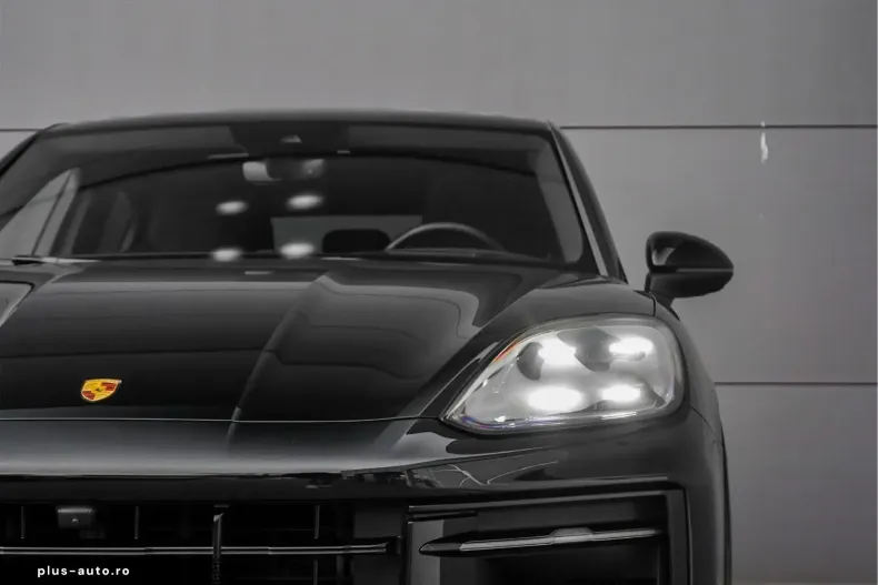 Porsche Cayenne din 2024 cu 53.463 km - oferta POR186551 - foto 10