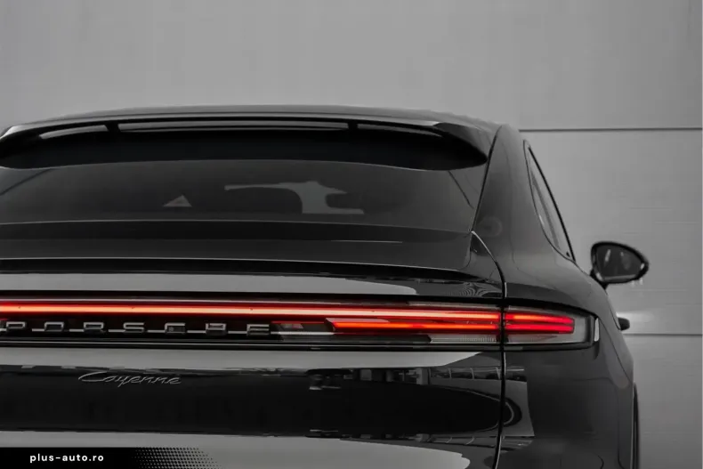 Porsche Cayenne din 2024 cu 53.463 km - oferta POR186551 - foto 11
