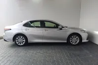 Toyota Camry din 2022 cu 23.879 km - oferta TOY186553 - foto 4