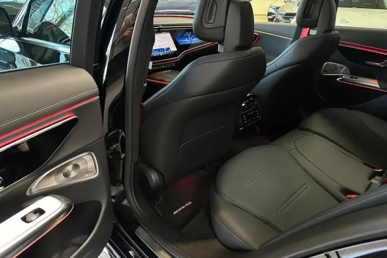 Mercedes-Benz E 53 AMG (Clasa E) din 2025 cu 7.441 km - oferta MER186555 - foto 13