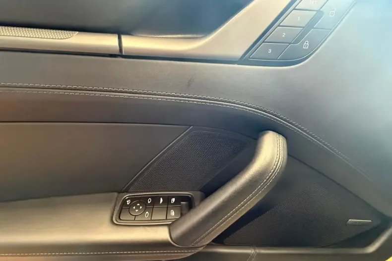 Porsche 911 din 2024 cu 18.284 km - oferta POR186557 - foto 15