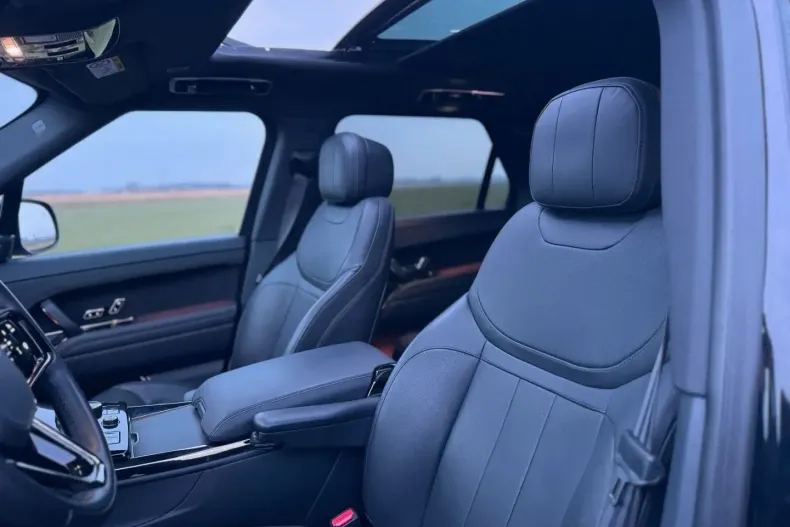 Land Rover Range Rover Sport din 2024 cu 19.522 km - oferta LAN186564 - foto 6